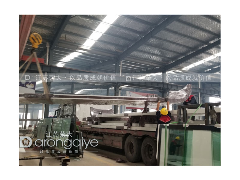 河南候車(chē)亭