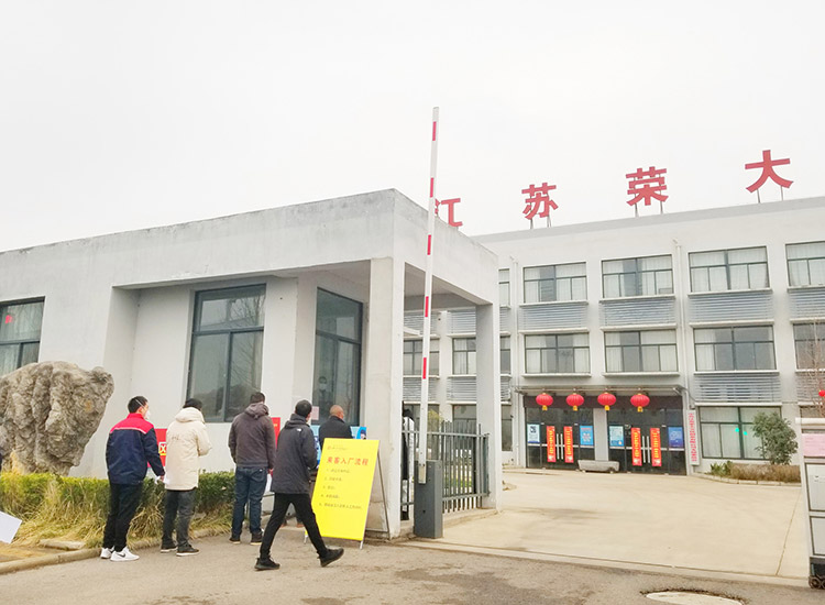 復工加防疫，榮大候車亭兩不誤配圖二